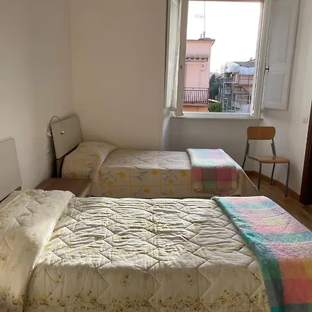 アパート Casa Per Ferie Elena Guerra ローマ